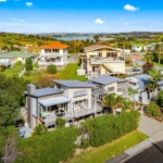 2-Woodlands Avenue-Snells Beach