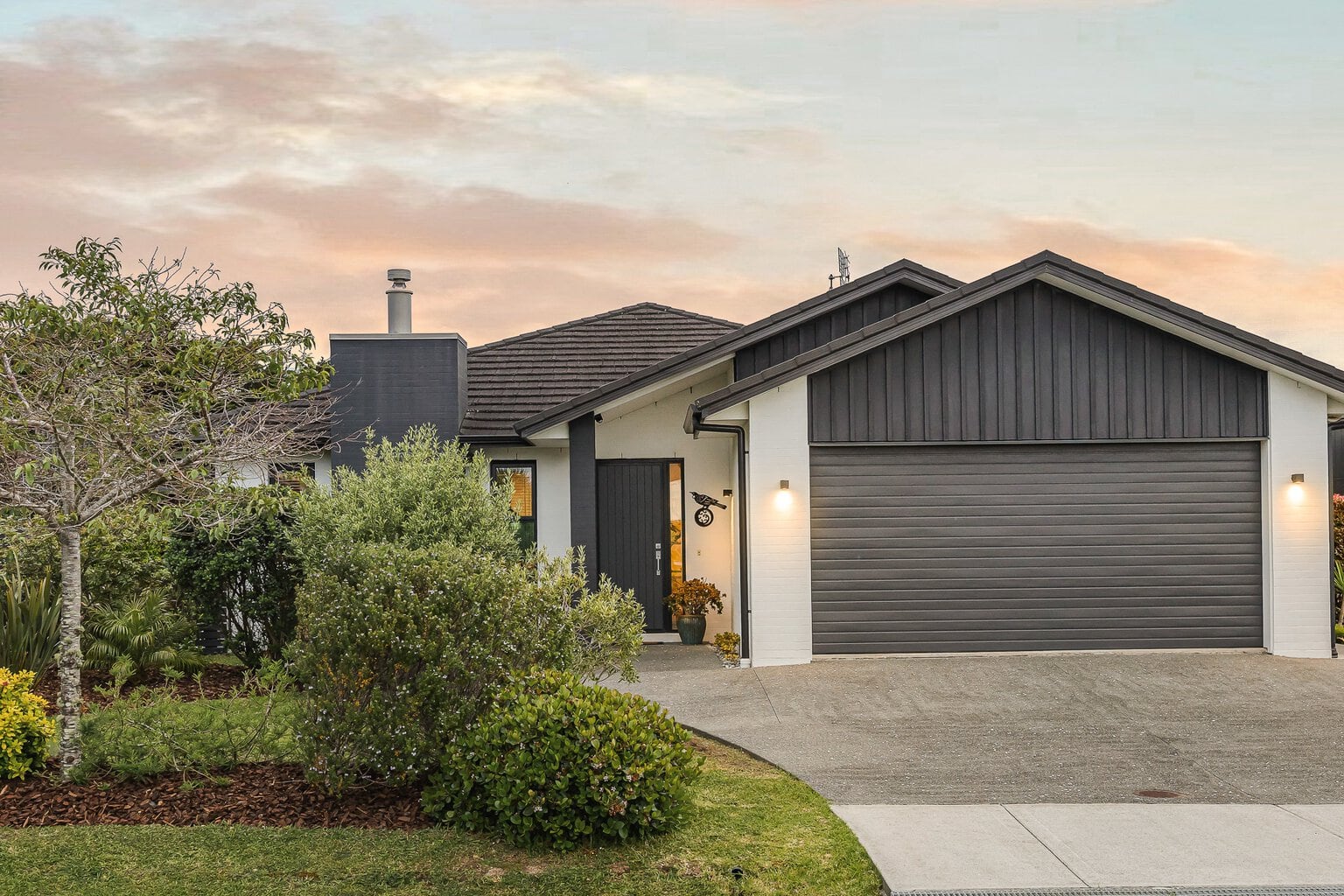 Meyer Real Estate - 18 Awanui Crescent - Matakana