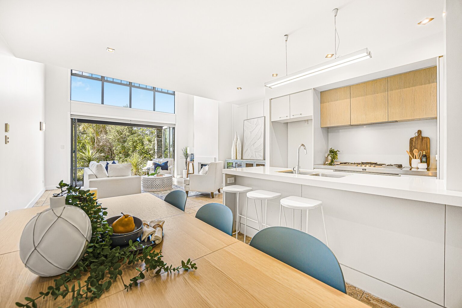 Meyer Real Estate - 6 Little Compton Mews - Snells Beach