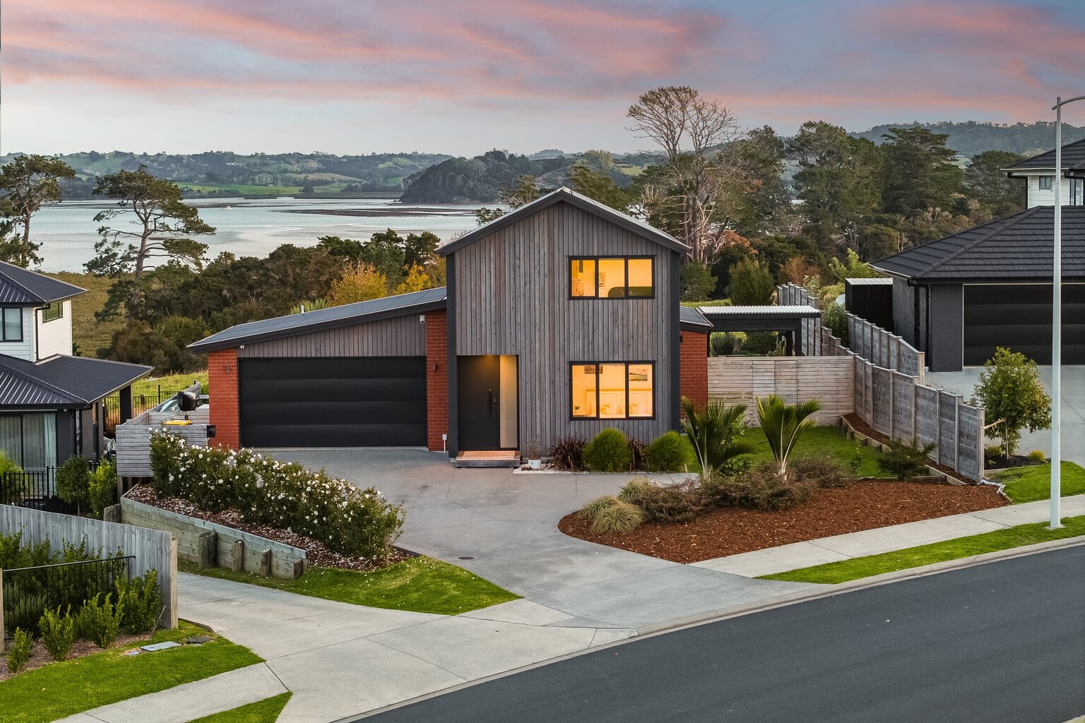 Meyer Real Estate - 43 Kia Kaha Drive - Snells Beach