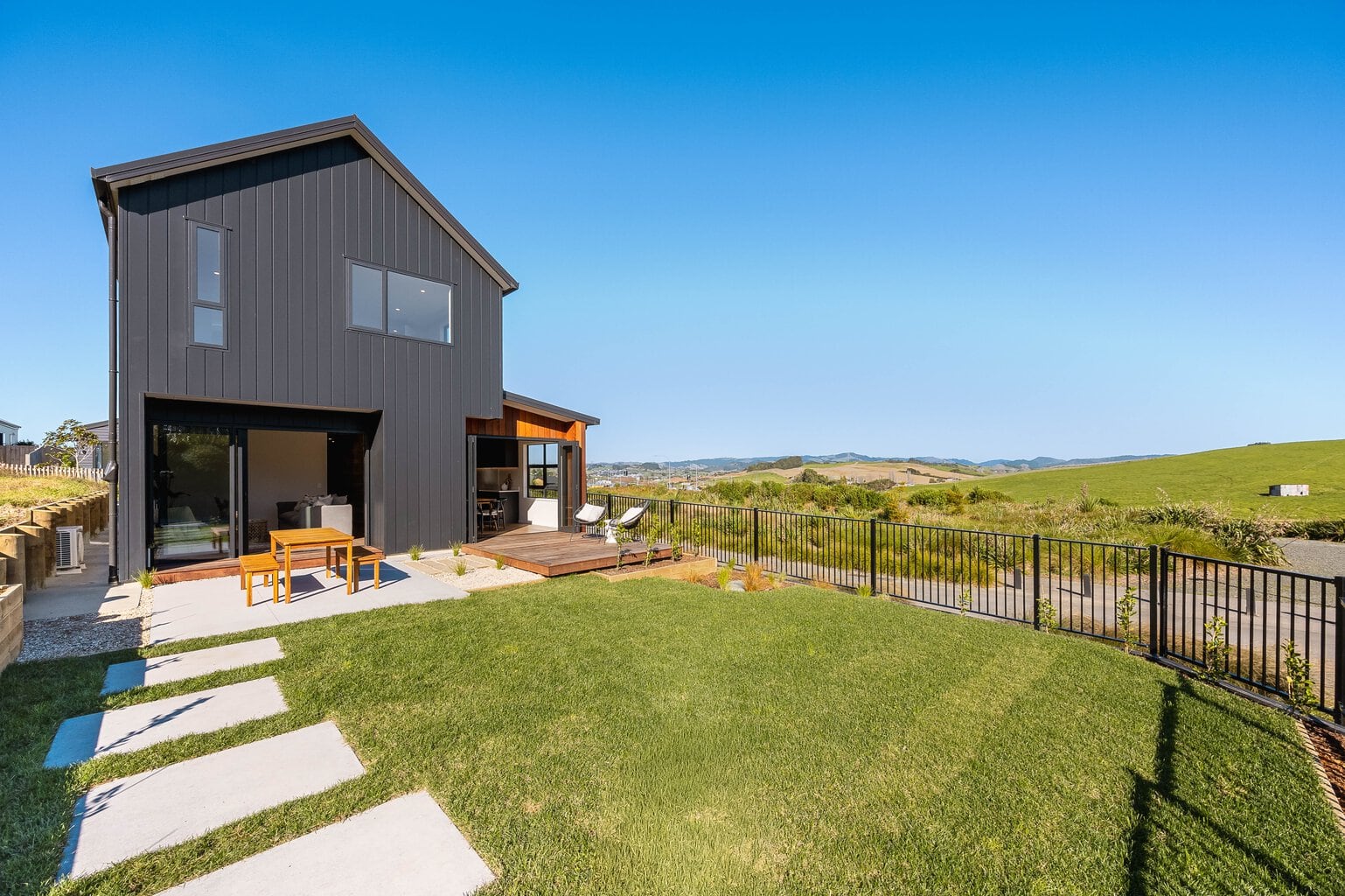 Meyer Real Estate - 25 Waitai Crescent - Warkworth