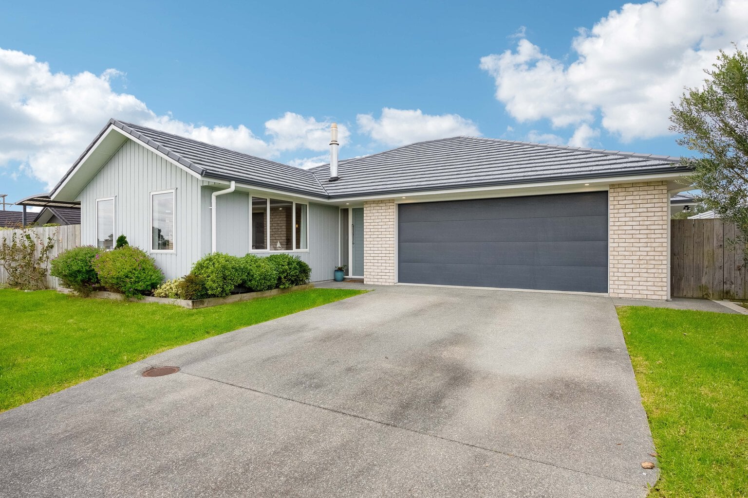 Meyer Real Estate - 29 Dawson Road - Snells Beach